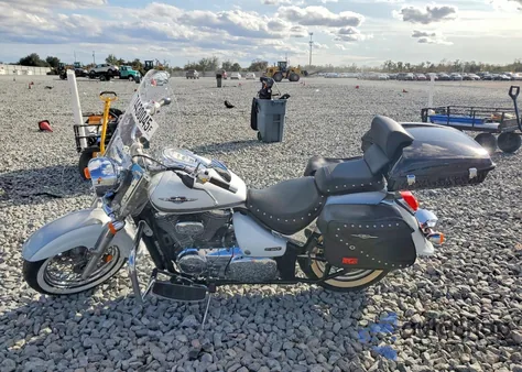 2013 Suzuki Vl800 T from USA, damaged, VIN JS1VS55A9D2100553